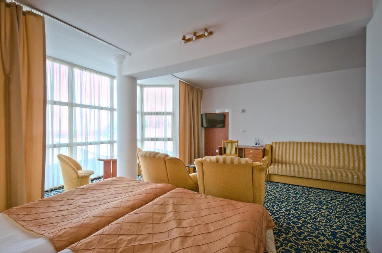 Hotel Sezam Kraczkowa Luaran gambar